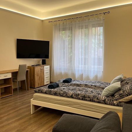סגד Albi Apartman מראה חיצוני תמונה